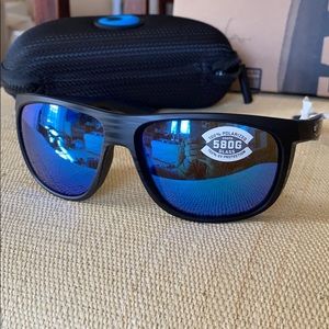 NWT Costa Kiwa Sunglasses